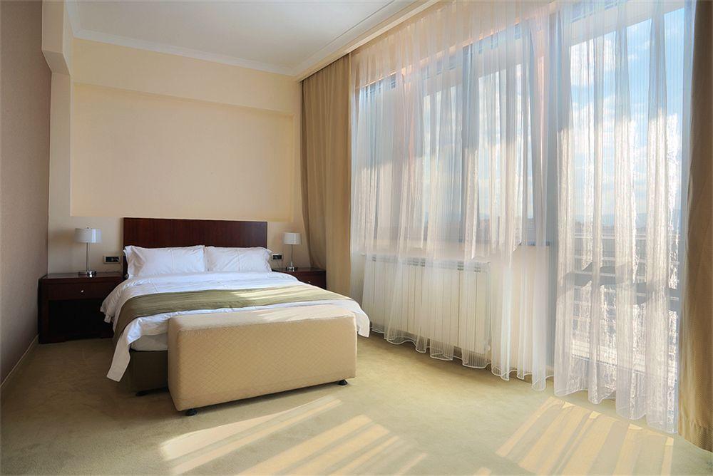 Hotel Turist Kraljevo Rum bild