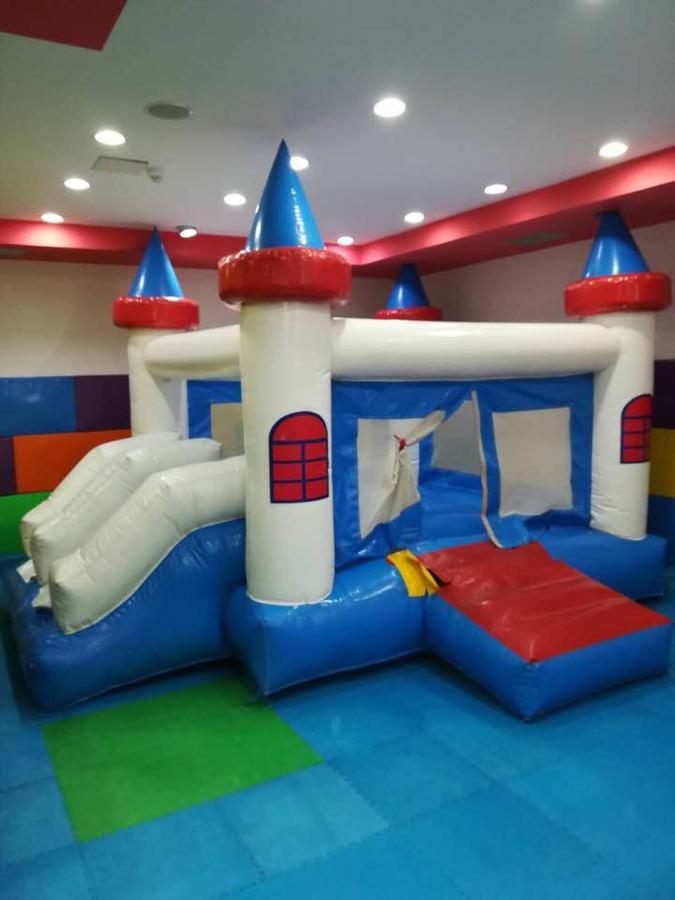 Hotel Turist Kraljevo Exteriör bild